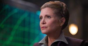 Carrie Fisher, 60, fallece ahogada en luz de luna, estrangulada por su bra